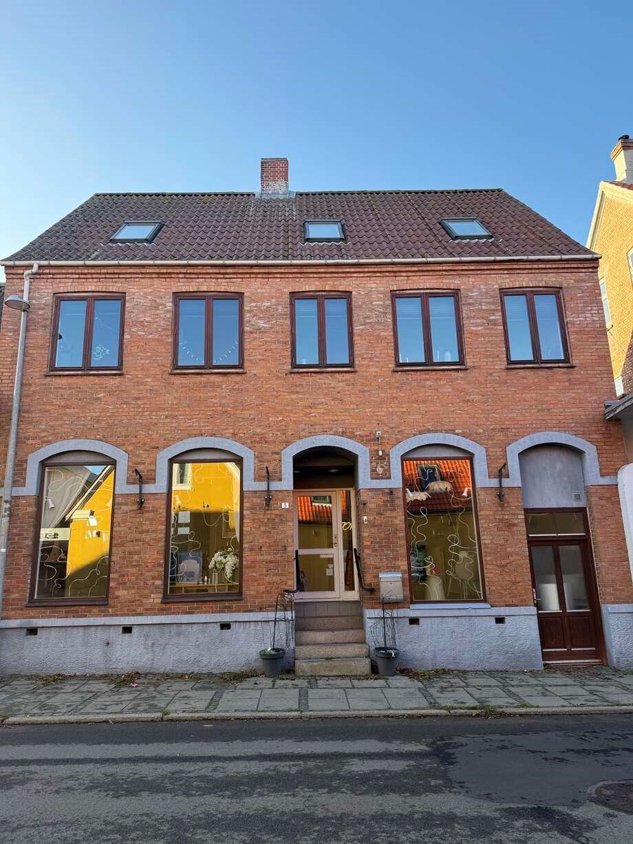 Flere indbrud i Aakirkeby - ejer er bekymret